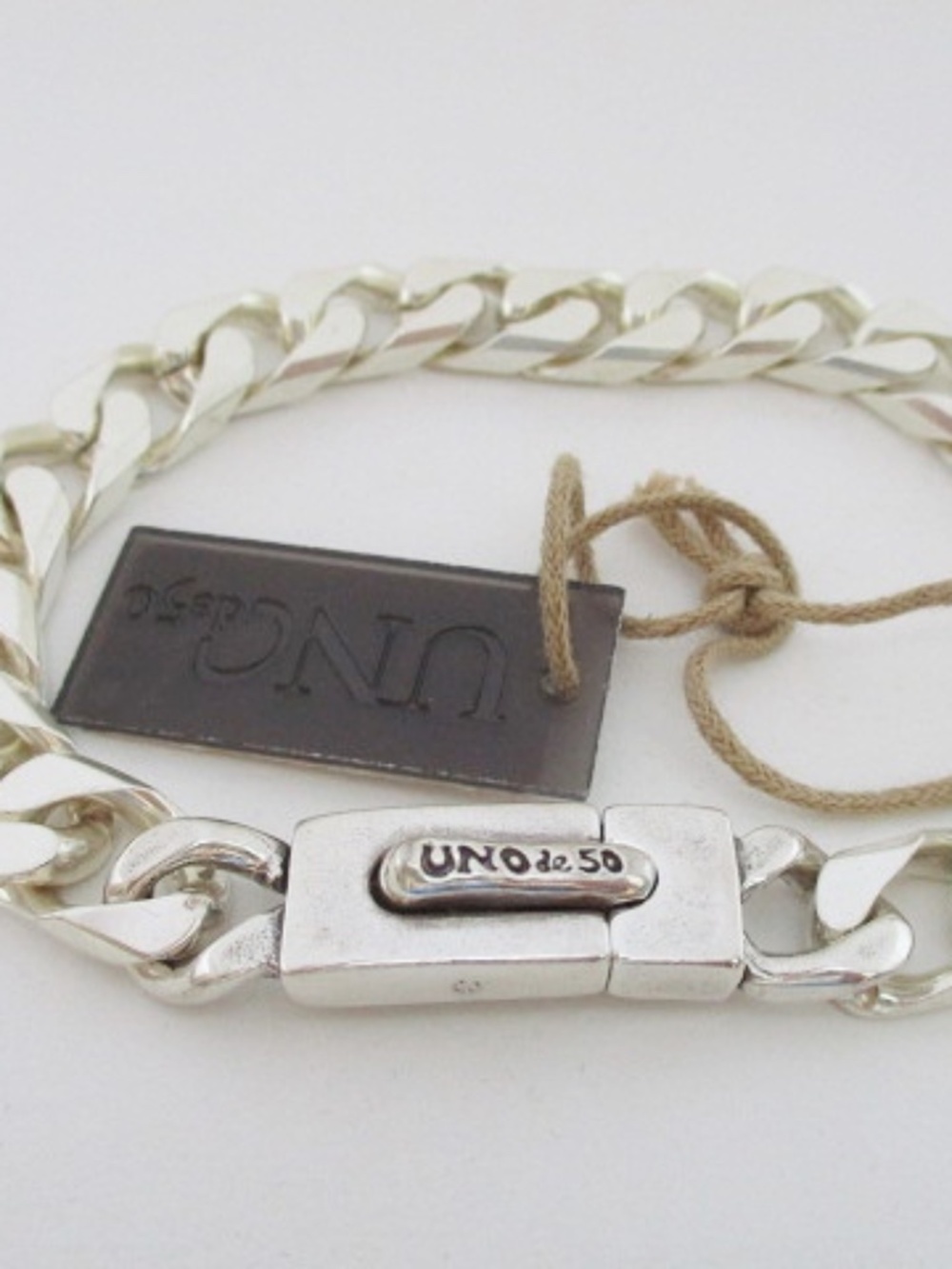 UNO DE 50 Sharp Silver Tone Bracelet